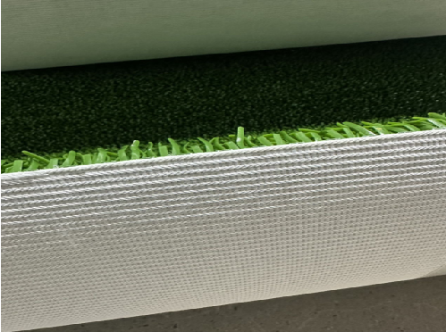PE Turf Roll Handling 02